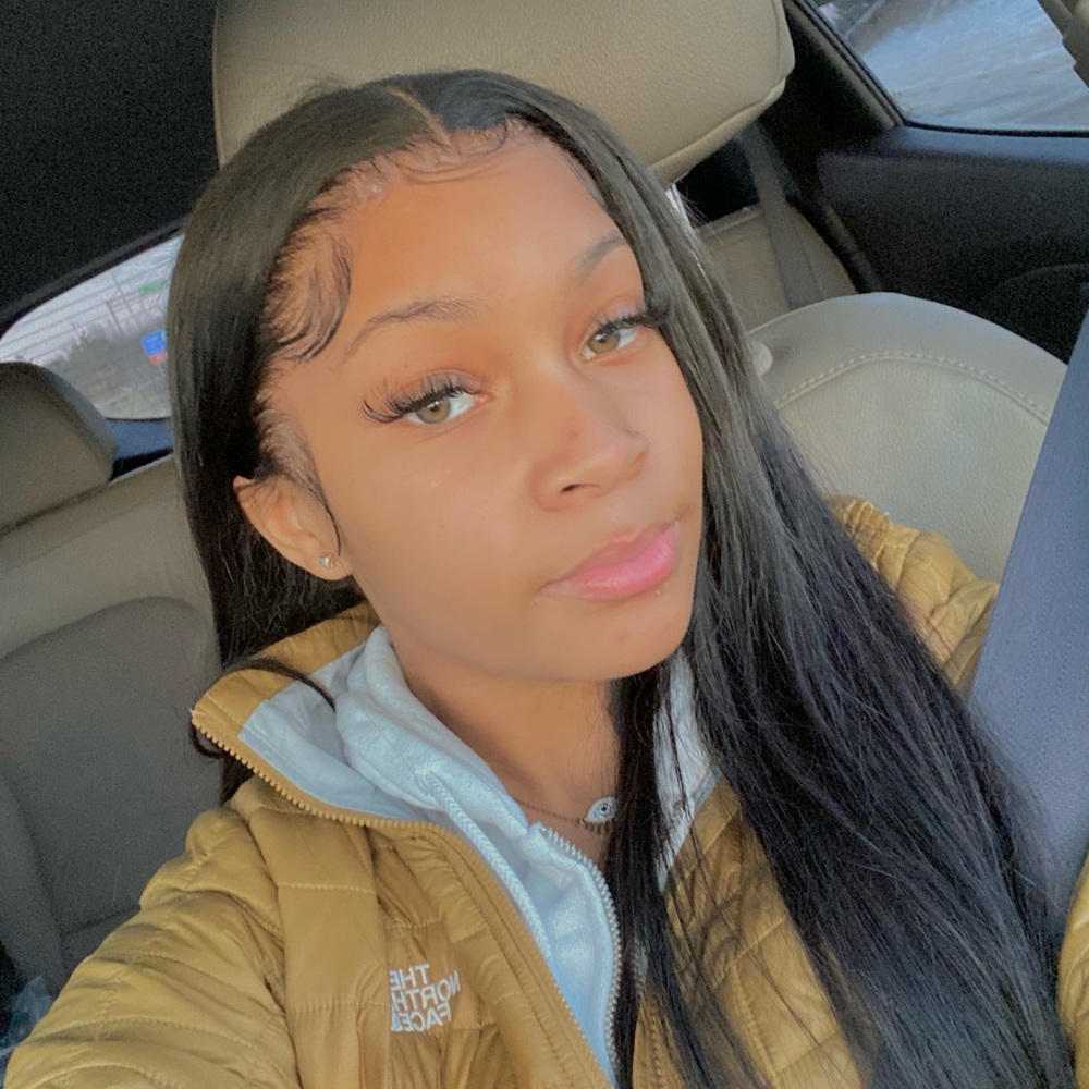 Meet your Posher, Brandi